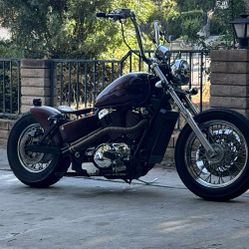 Honda Shadow Bobber 1100