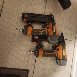 RIDGID  CROWN STAPLE AND BRAD NAIL 18GA