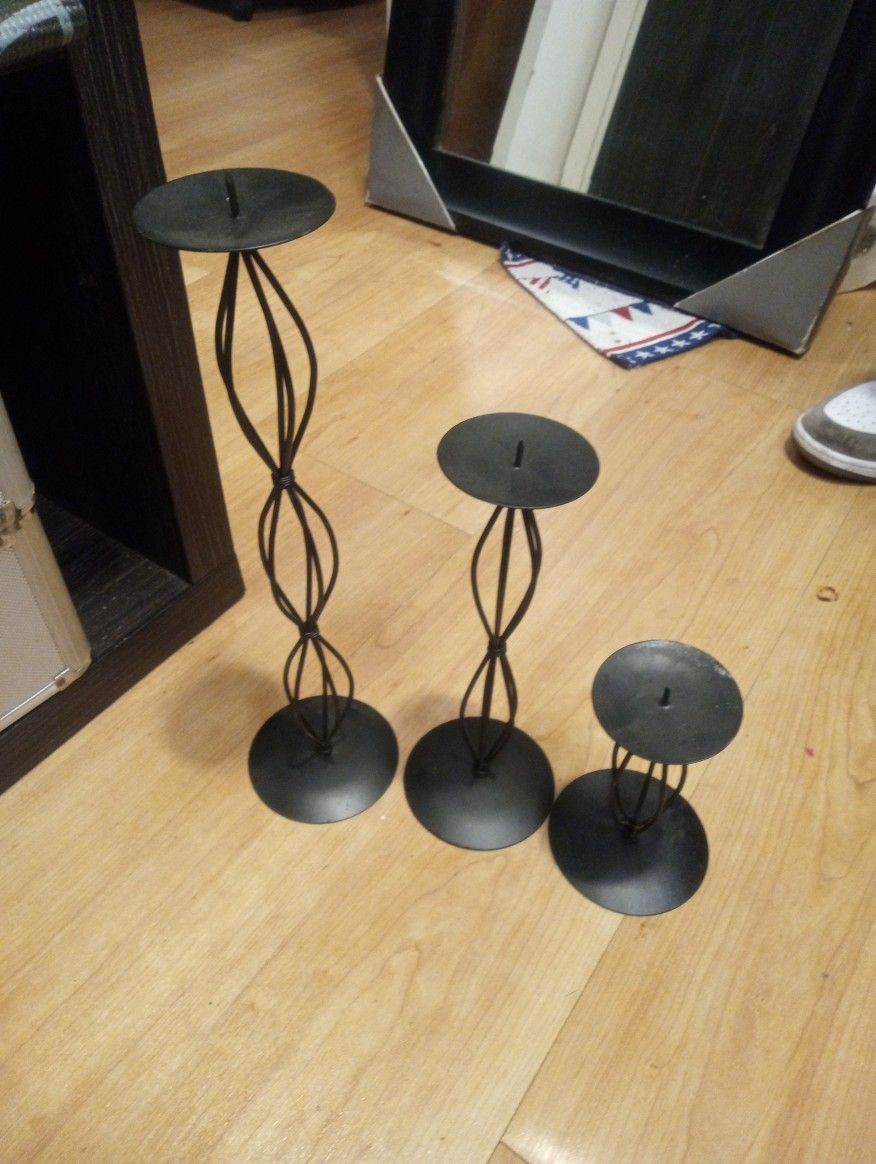 Set Of 3 Spiral Black Pillar Candle Stick Metal