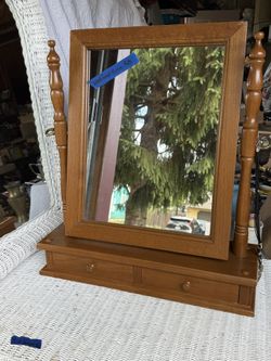 Table Top Mirror
