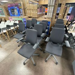 Steelcase Gesture Ergonomic Office Chair! With Store Warranty And Financing Available!