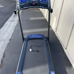 Brand New  Heavy Duty Treadmill Worth $900