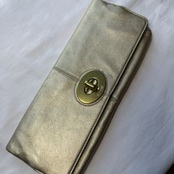 Gold Coach Clutch 