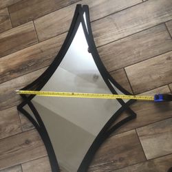 Black Metal Diamond Shape Mirror 