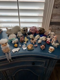 35+ PIG COLLECTION ITEMS