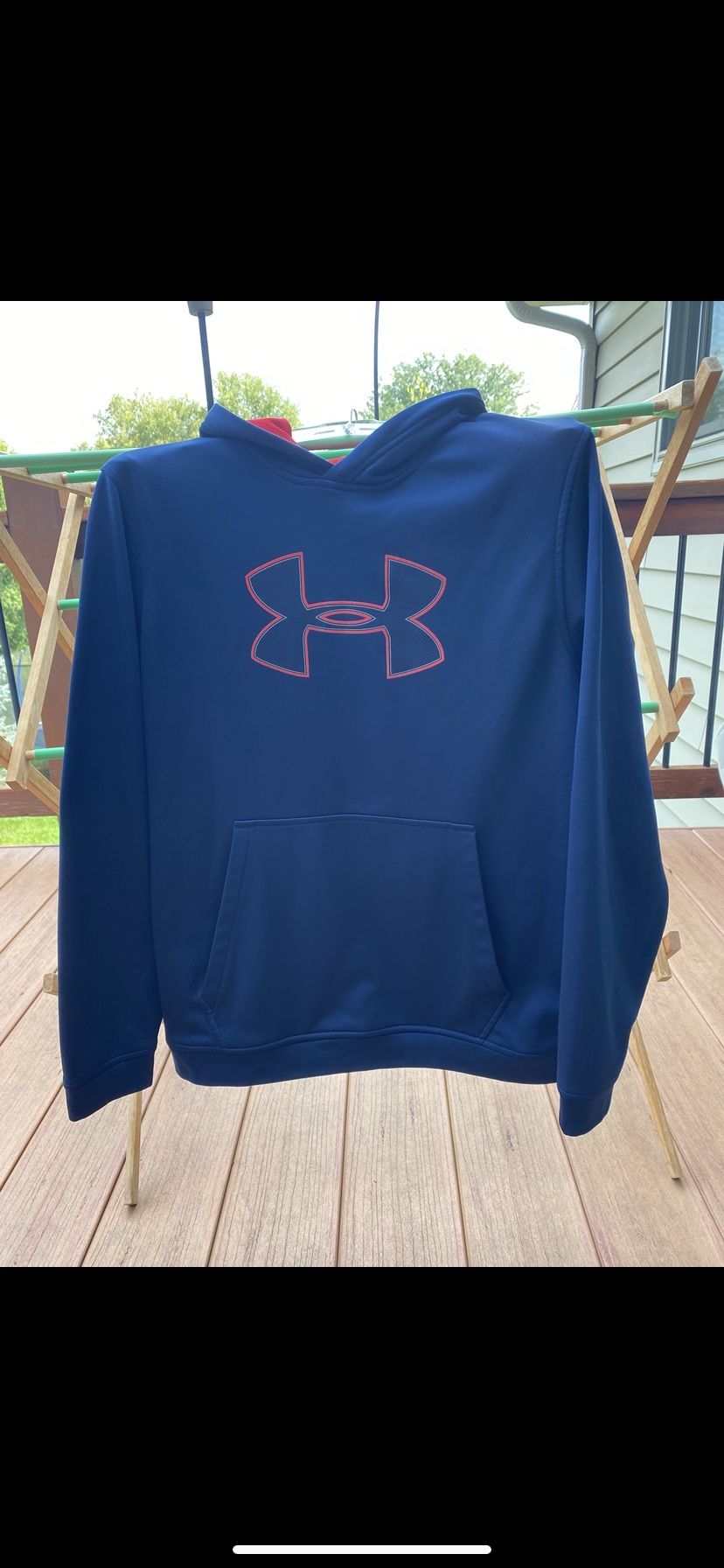 Men’s Size Large Under Armour, Hooded Sweatshirt