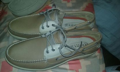 Sperry's sz 12