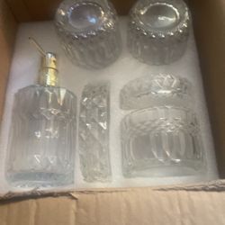 bathroom glass set
