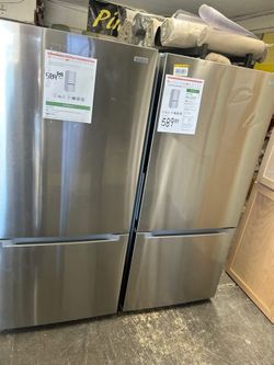 Bottom Freezer Refrigerator