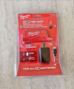 Milwaukee M12 12V Top-Off Power Supply and Charger