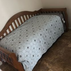 Trundle Bed 