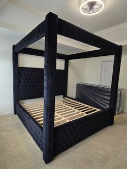 Canopy Bedframe in Black with USB Charging + SPEAKERS