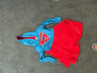 SUPERMAN COSTUME SZ 10-12 GIRLS SEE DESCRIPTION