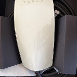 Tesla Charger
