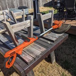 B&D Electric String Trimmer 