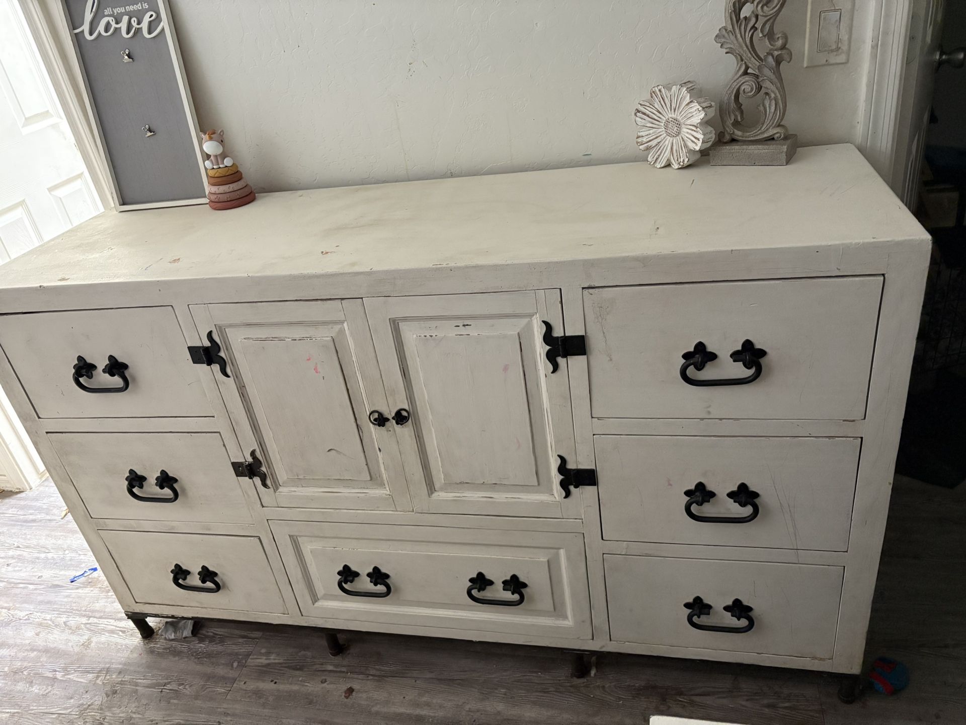 Farmhouse Style dresser