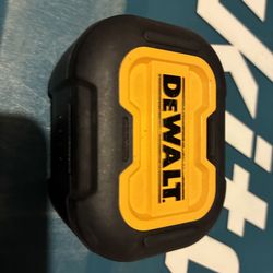 Dewalt wireless headphones