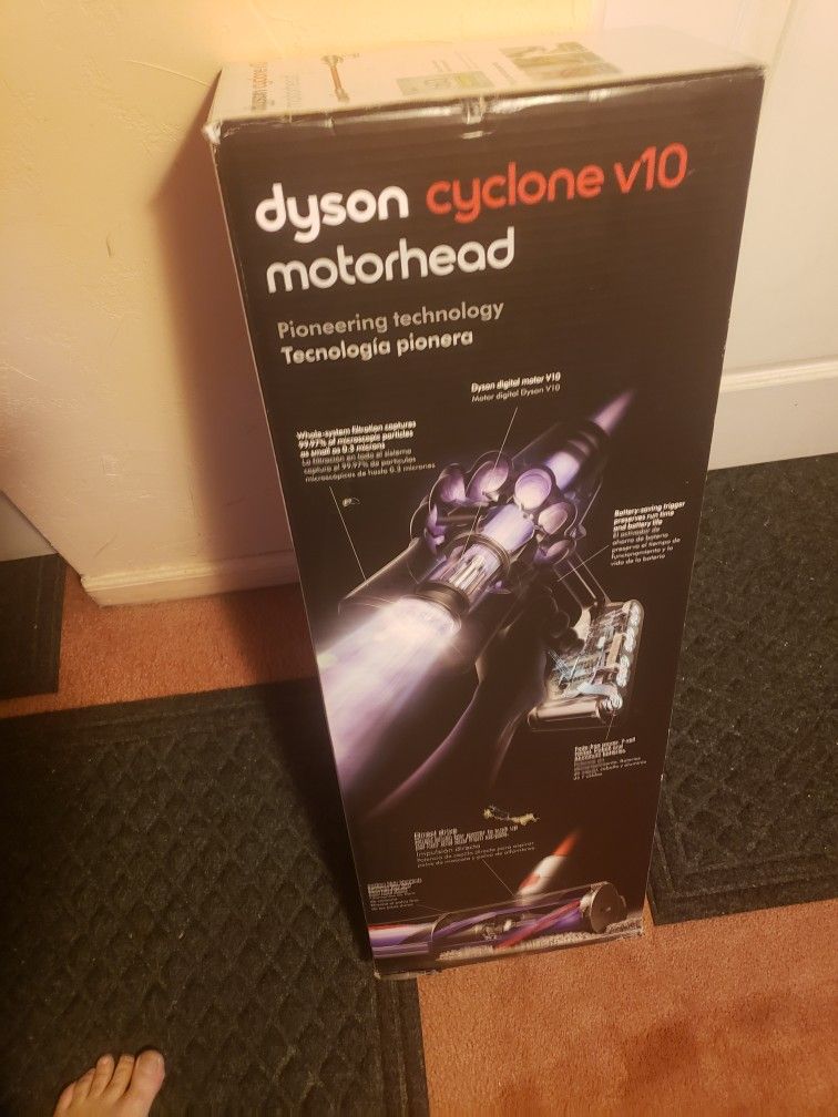 Dyson  V10 Cyclone  MotorheadI