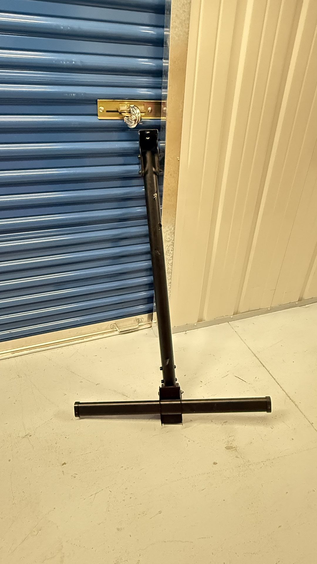 Ceiling TV Mount Monitor Mount Strong 