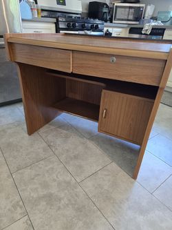 Desk With 2 Drawers And Cabinet