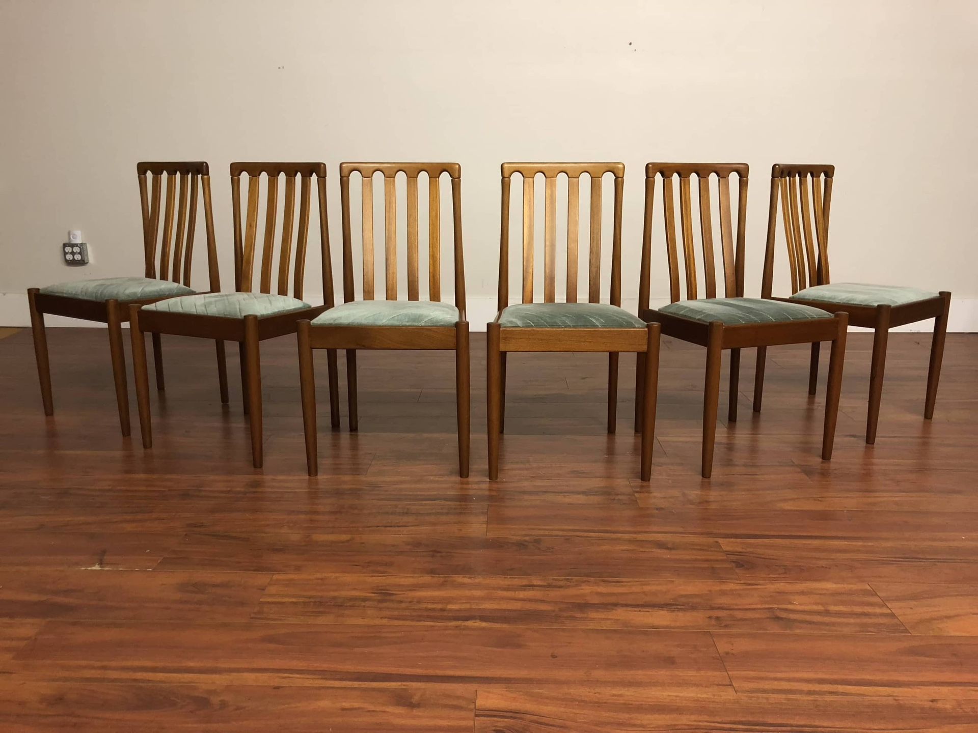 Meredew Vintage Slat Back Dining Chairs, Set Of 6 - Many More Items In Stock!