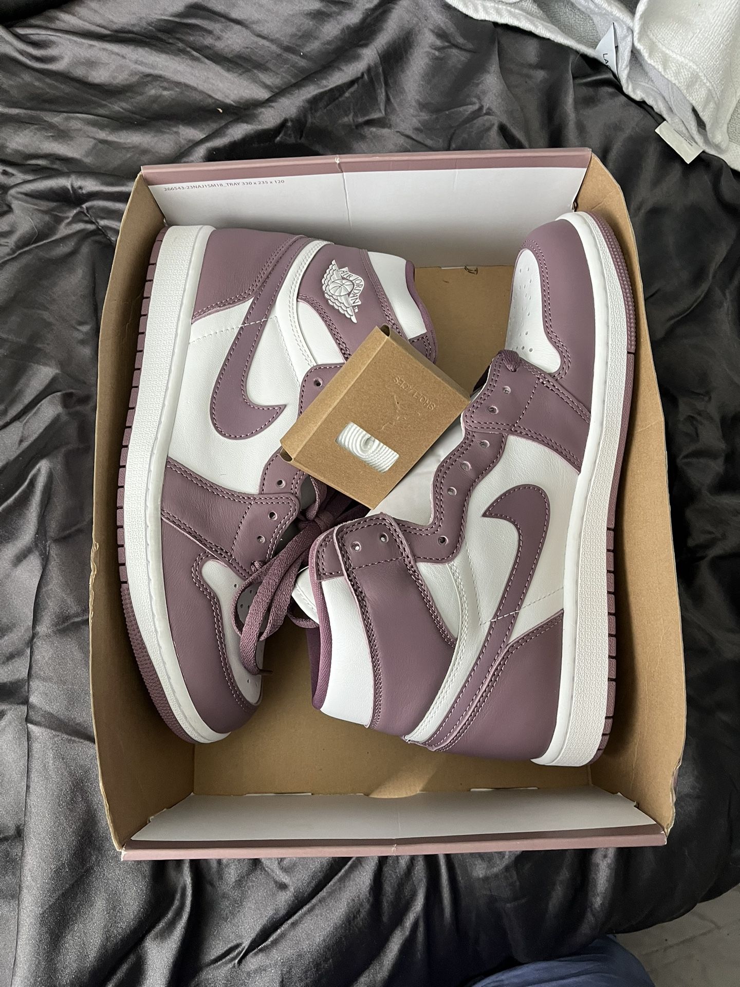 Nike Air Jordan 1