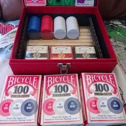 Big Vintage Poker Bundle And Free Gifts. $25
