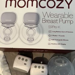 Momcozy