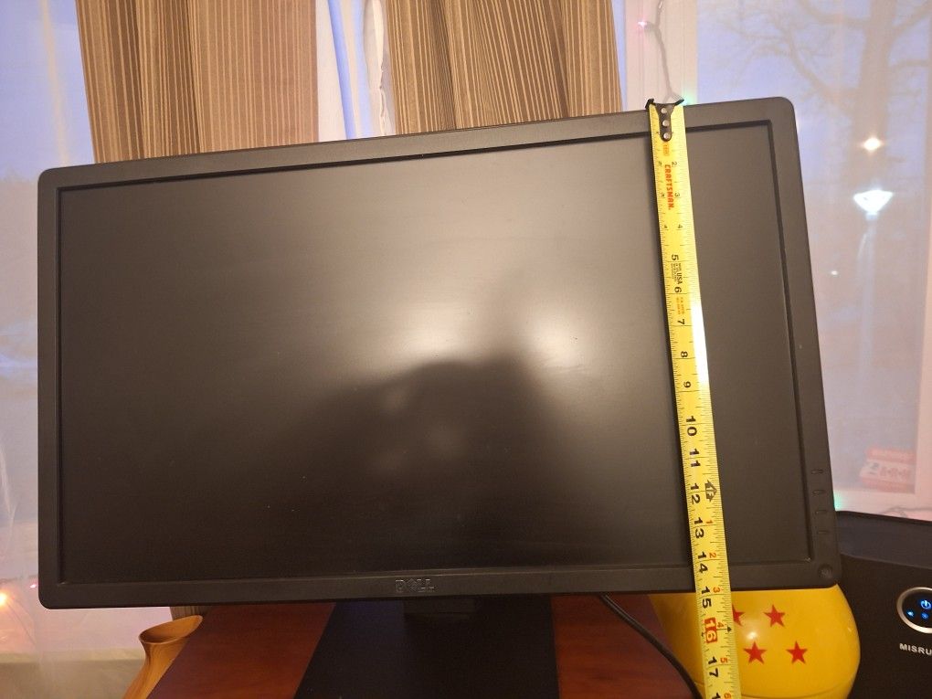 Last Minute Gifts! 25x15 Computer Monitor
