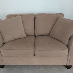  Fabric Sofa And Love Seat (Lazy Boy)