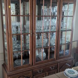 China Glass Cabinet 
