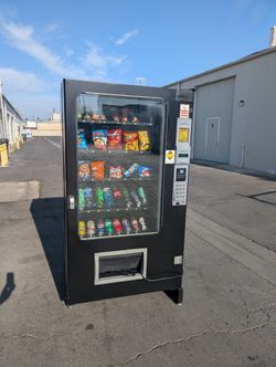 Soda , Snack , Combo Vending Machines 