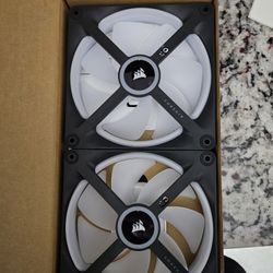 CASE FANS: **BRAND NEW**Corsair ICUE LINK QX140 RGB 140mm x2