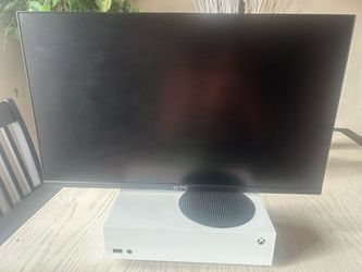 Xbox Series S and Monitor
