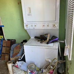 Stacked Washer/Dryer - Kenmore