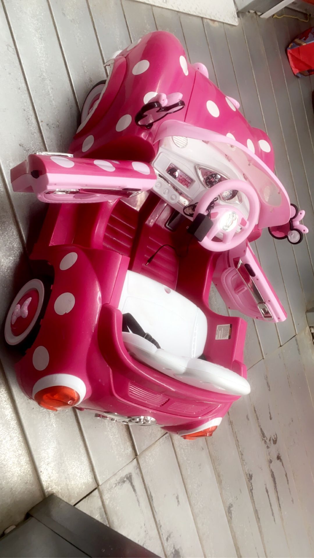 Minie Mouse electric Car 2t 4t