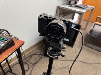 Sony zv-e10 camera