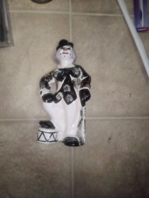 Clown Statue