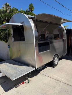 Mobile Food/ Drink Trailer