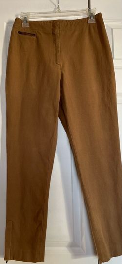 very good pants Made by Ralph Lauren The Size is 8 petite the color is camel. It’s for women’s.