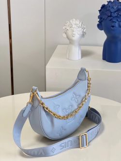 Lv over the moon bag for Sale in New York, NY - OfferUp