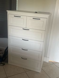 White Tall Dresser with 6 Drawers