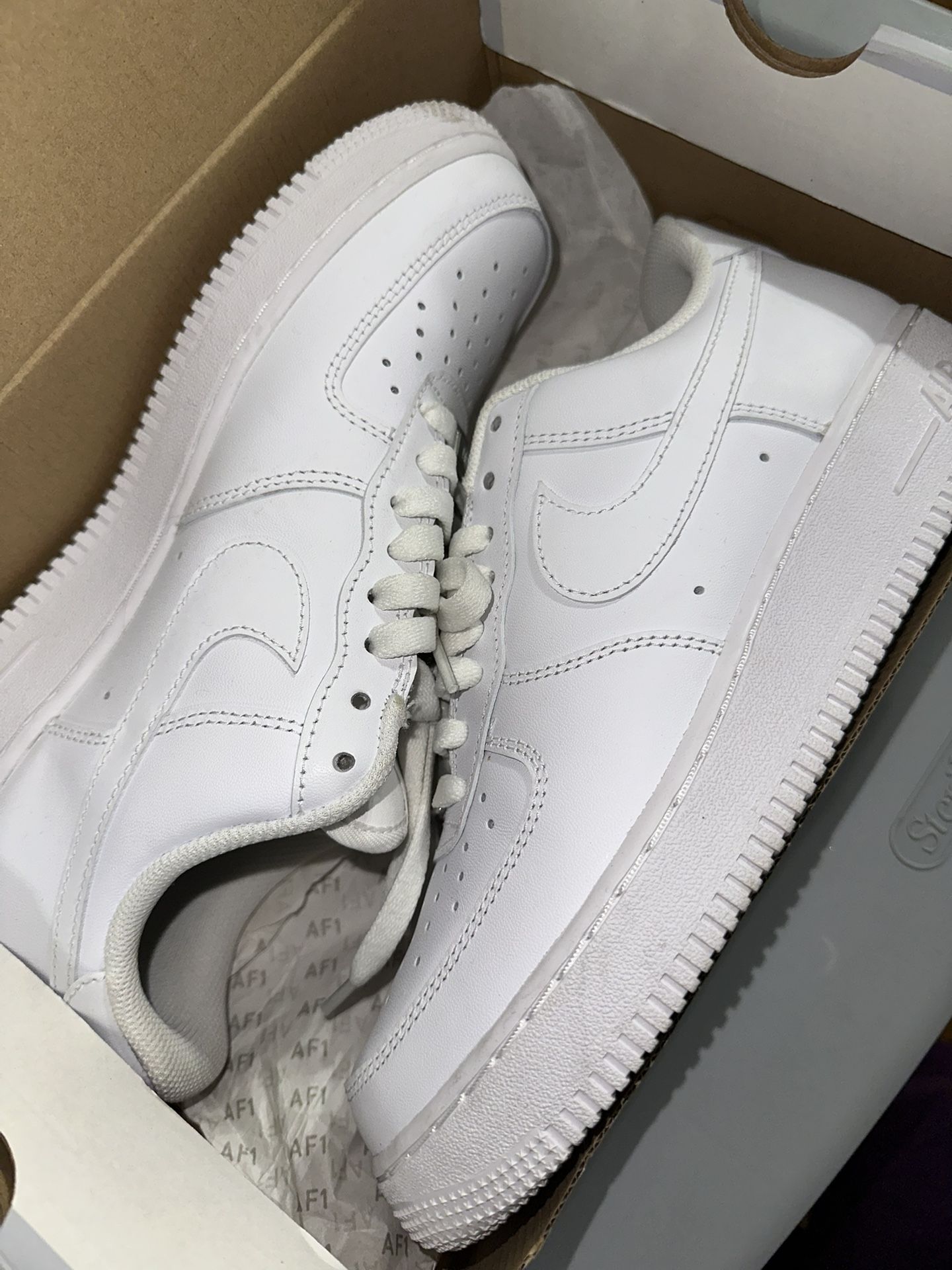 Nike Air Force 