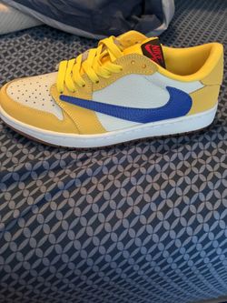 New, Never Worn Nike Travis Scott Canary