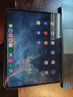 Apple iPad Pro (M5) 13in | WiFi + 5G Cellular (Unlocked)