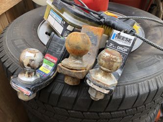 Tow hitches