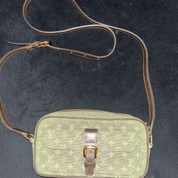 Louis Vuitton Juliette Monogram Shoulder Bag crossbody khaki Green