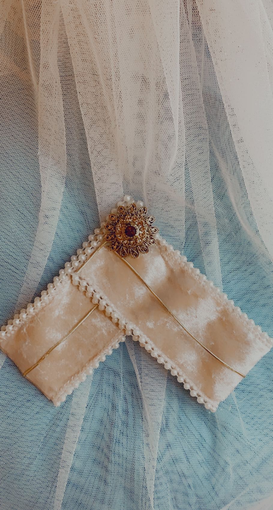 Tie brooch