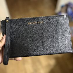 MK Wristlet 