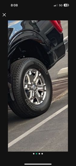 275/65r18 Michelin Tires
